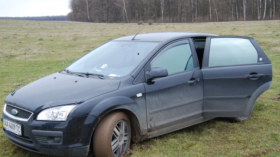 Ford Focus Hatchback 2.0 M\T Ghia 3