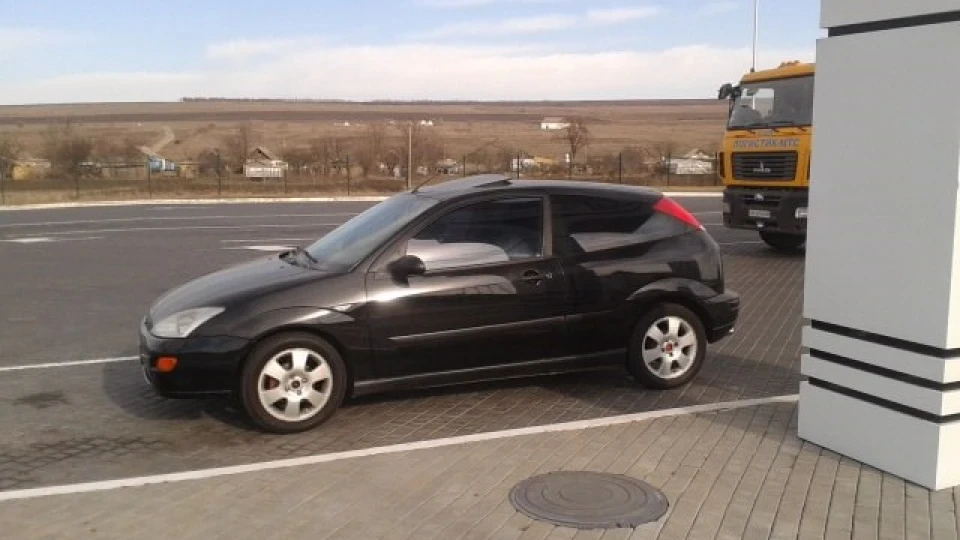 Ford Focus Hatchback 2.0 USA 3