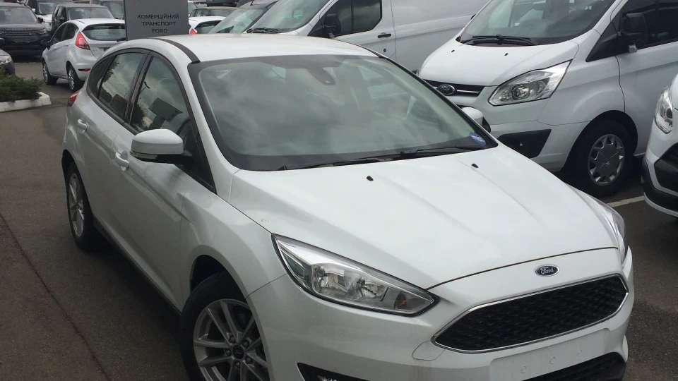 Ford Focus Hatchback AT Business