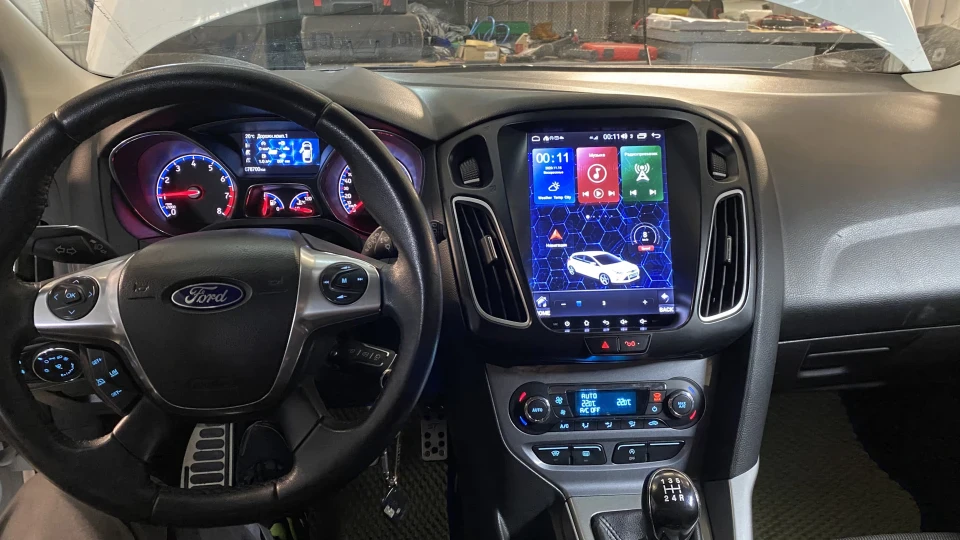 Ford Focus Hatchback Білосніжка 5