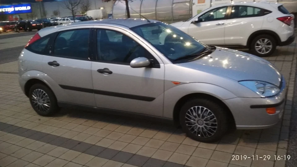 Ford Focus Hatchback Chia 2