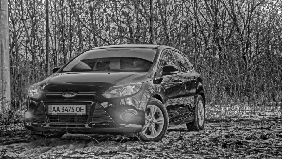 Ford Focus Hatchback чорний 4