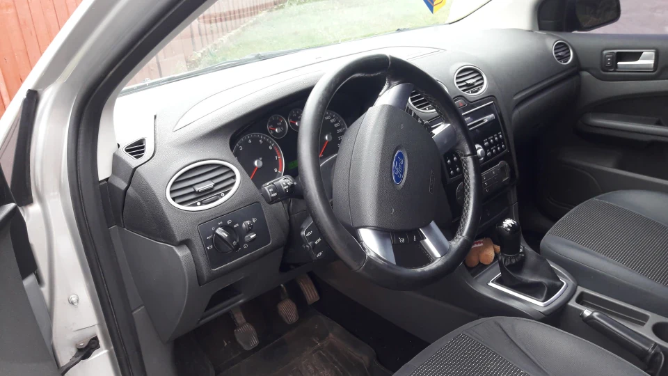 Ford Focus Hatchback Ghia