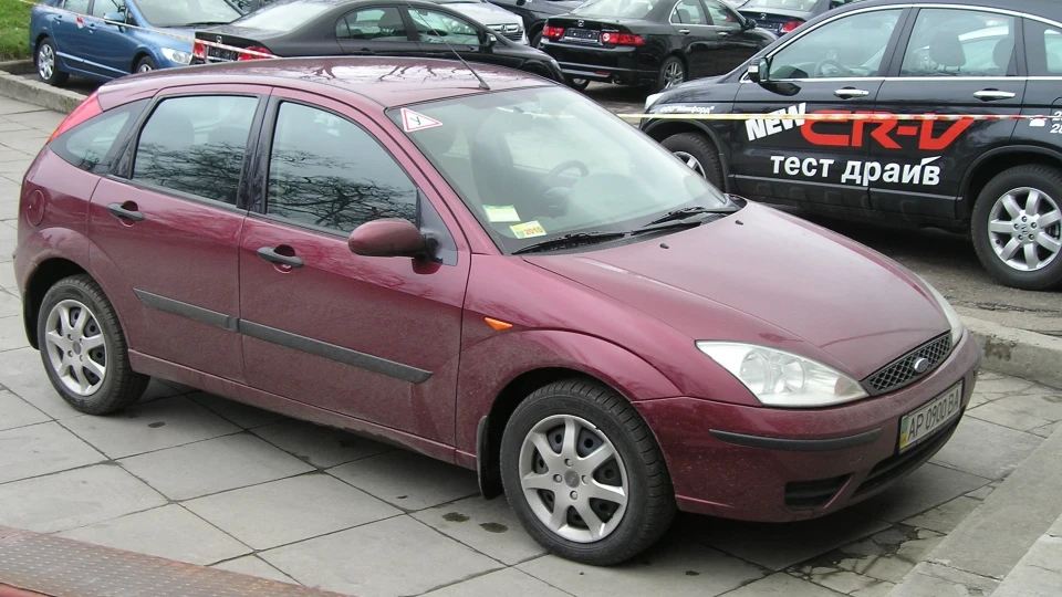 Ford Focus Hatchback I 2