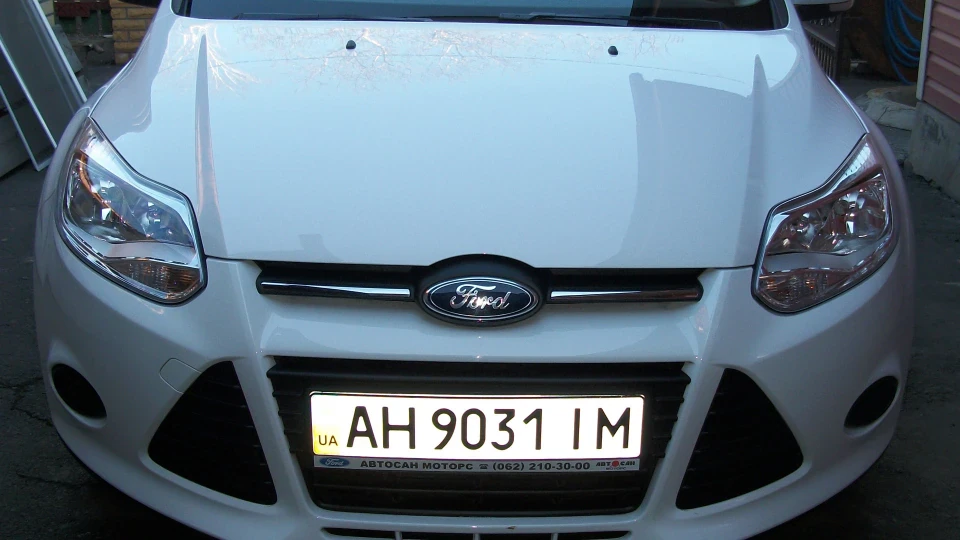 Ford Focus Hatchback III Frozen White 2