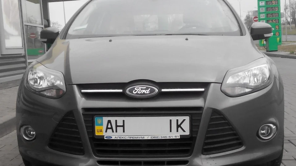 Ford Focus Hatchback МТ6 125л.с. LunarSky 2