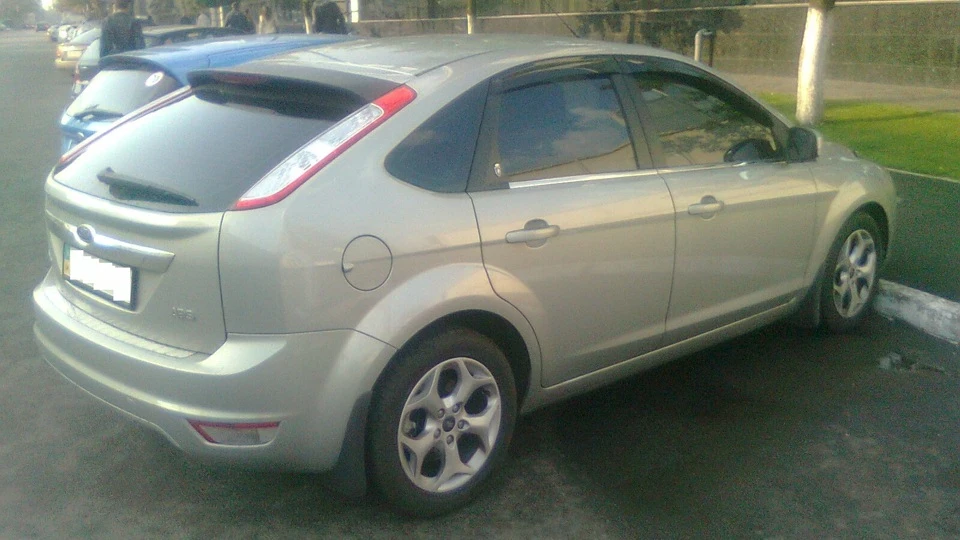Ford Focus Hatchback Olivia City Hot Hatch 2