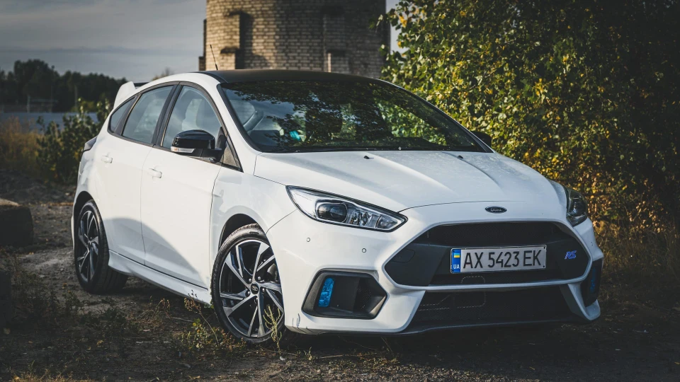 Ford Focus Hatchback Почти RS 4