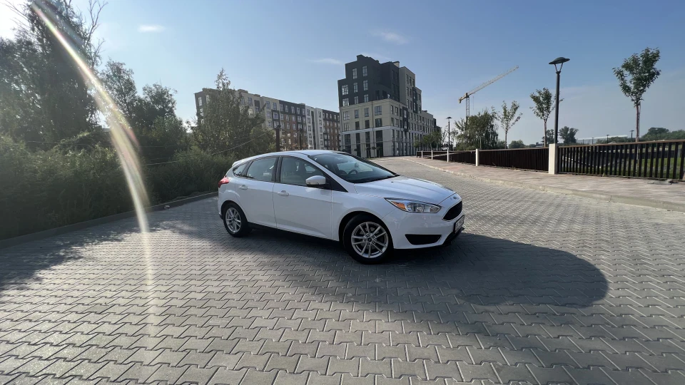 Ford Focus Hatchback SE