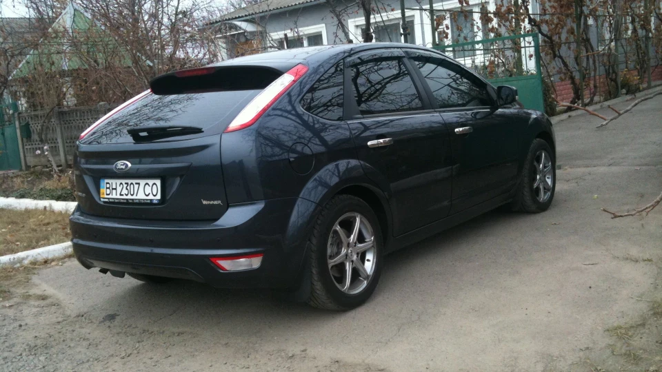 Ford Focus Hatchback SeaGreyMet 4
