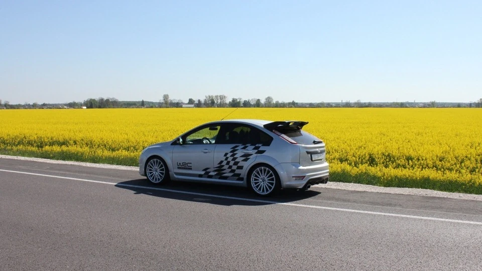 Ford Focus Hatchback ST-RS 2