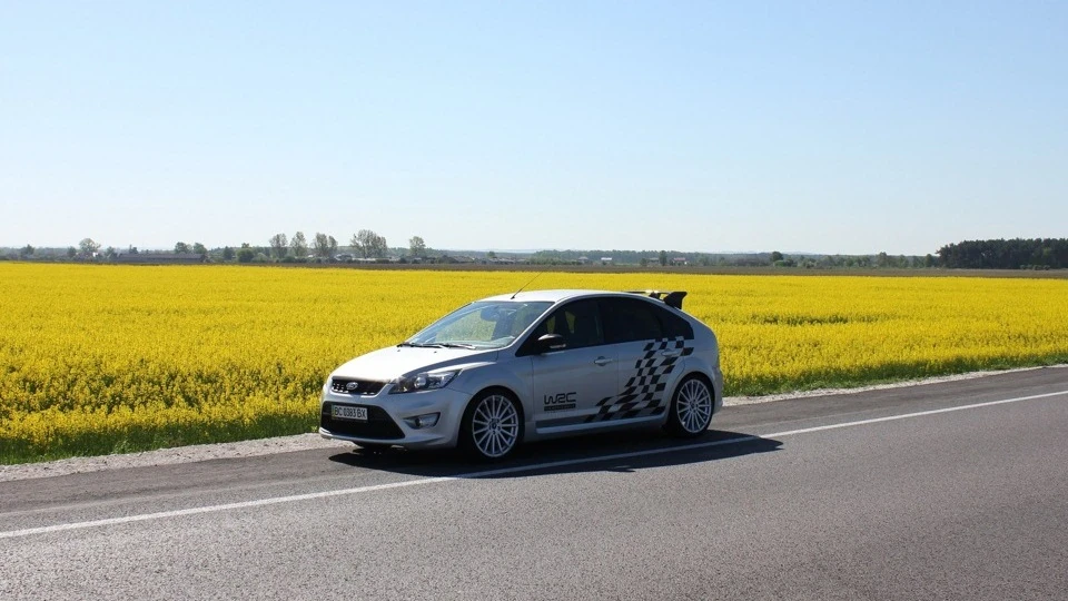 Ford Focus Hatchback ST-RS 4