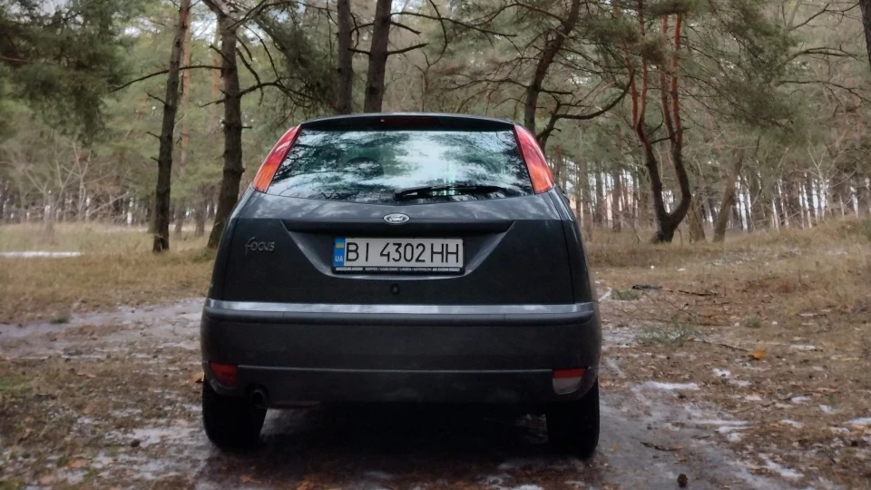 Ford Focus Hatchback ST100 2