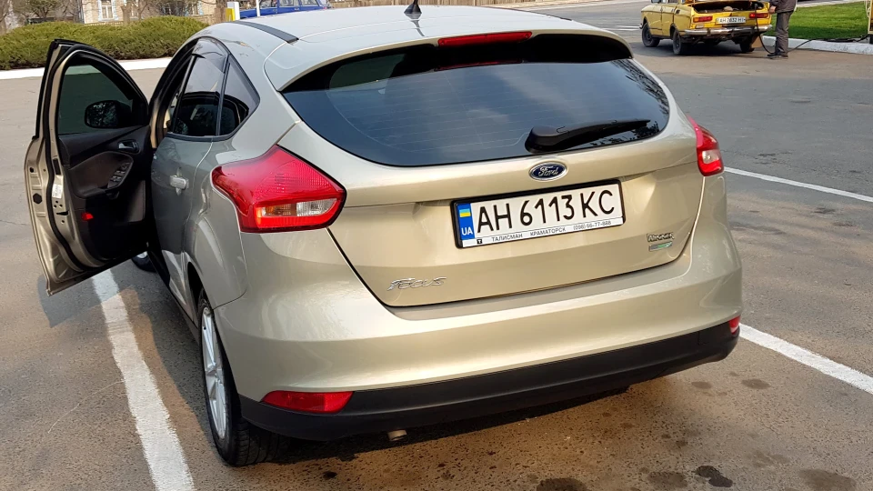 Ford Focus Hatchback Tectonik Silver 3