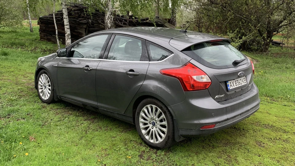 Ford Focus Hatchback Titanium 2.0 Lunar Sky
