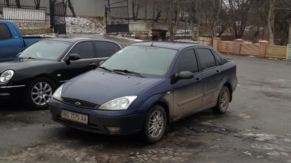 Ford Focus Sedan 2