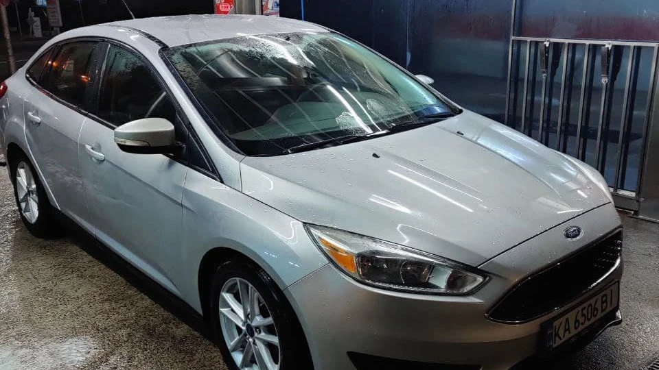 Ford Focus Sedan