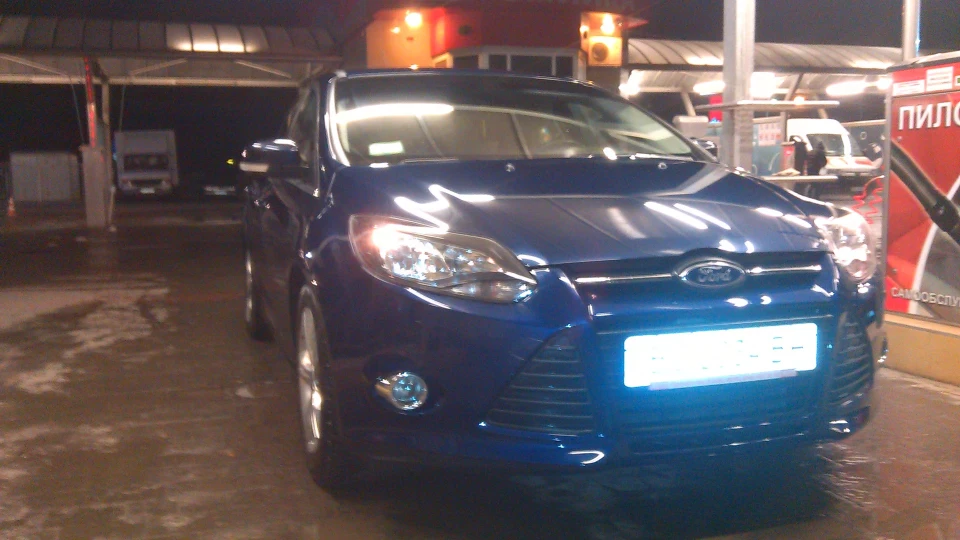 Ford Focus Sedan 2