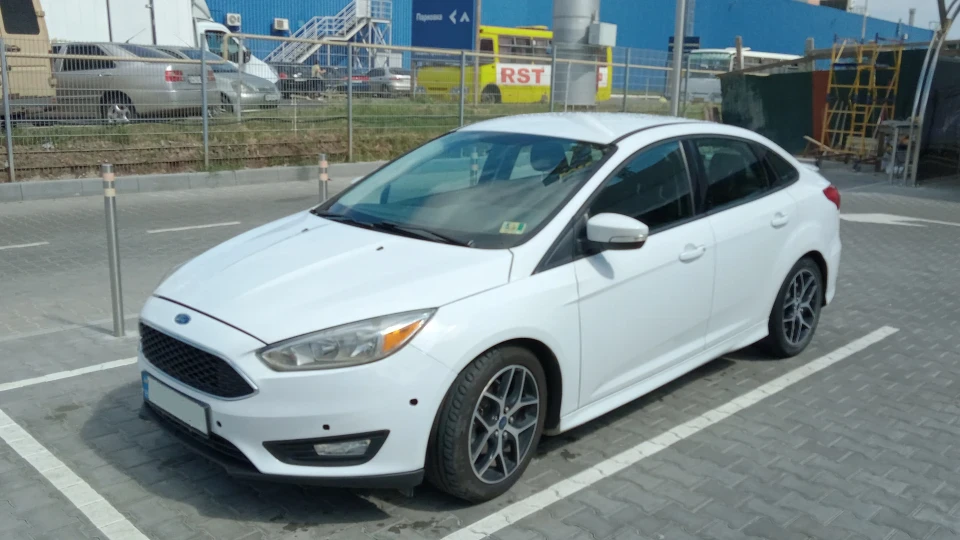 Ford Focus Sedan