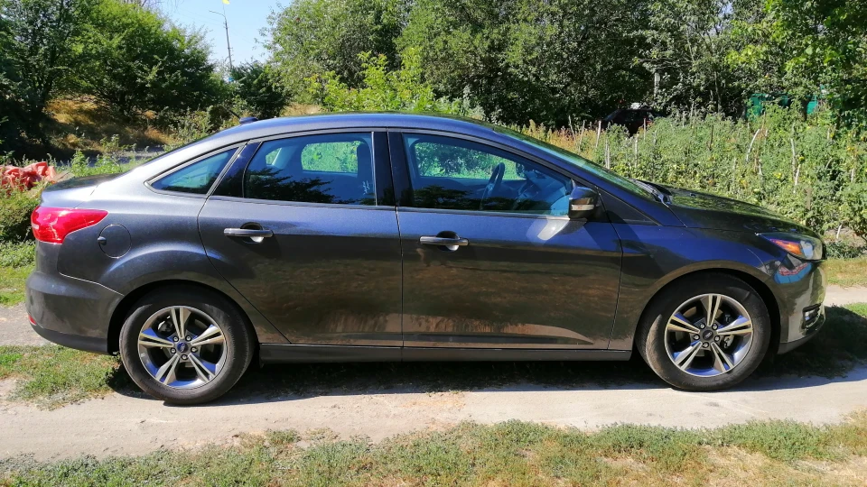 Ford Focus Sedan 1.0 ecoboost USA 4
