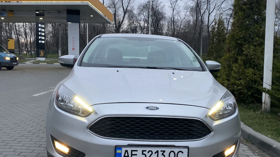 Ford Focus Sedan 1.0 ecoboost