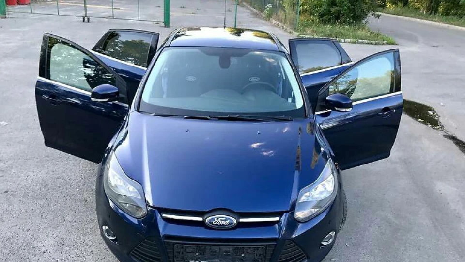 Ford Focus Sedan 1.6 125 л.с. 4