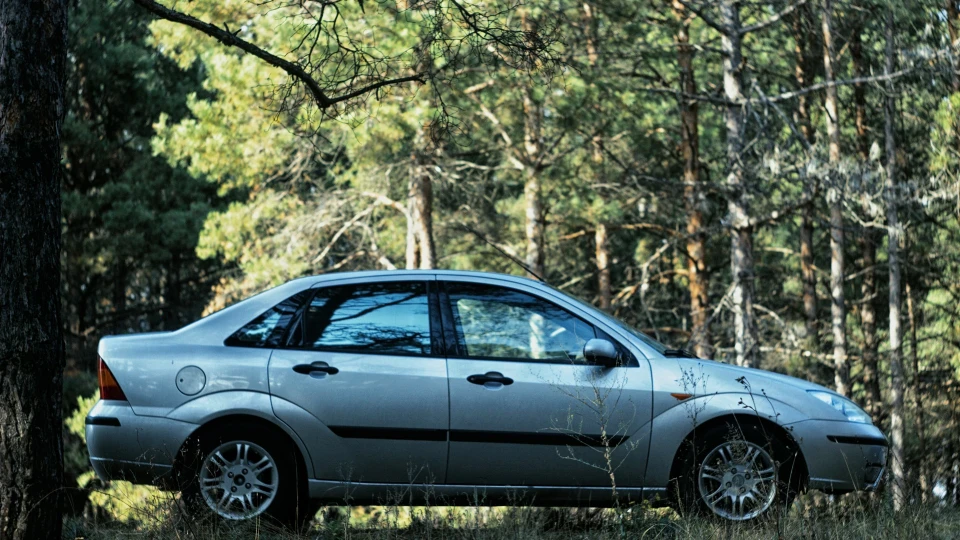 Ford Focus Sedan 1,6 v16 automat 5