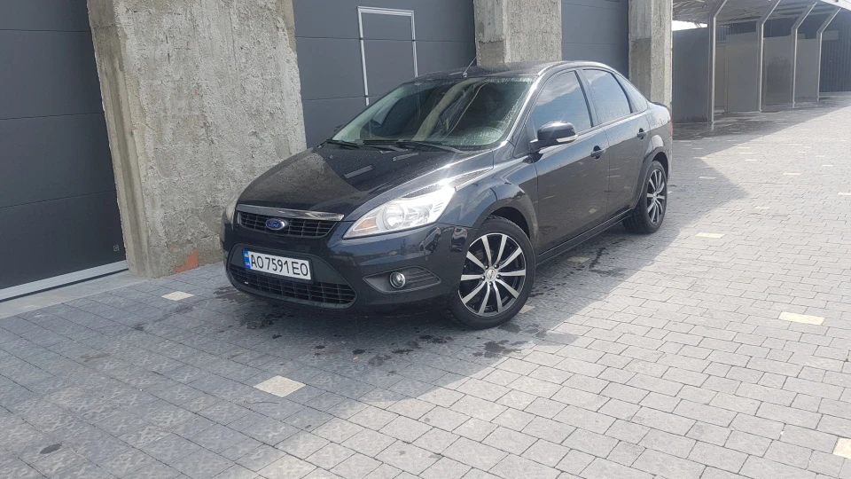 Ford Focus Sedan 1.6 3