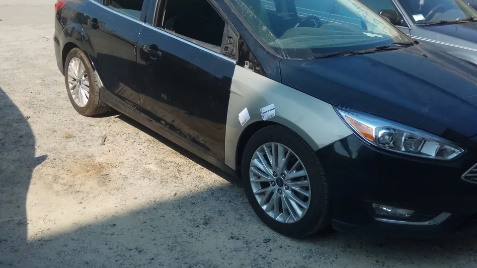 Ford Focus Sedan 2.0 Titanium 5