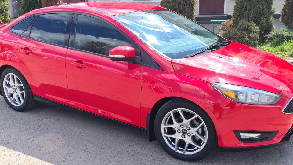 Ford Focus Sedan 3 2016 Winter SE Sport 3