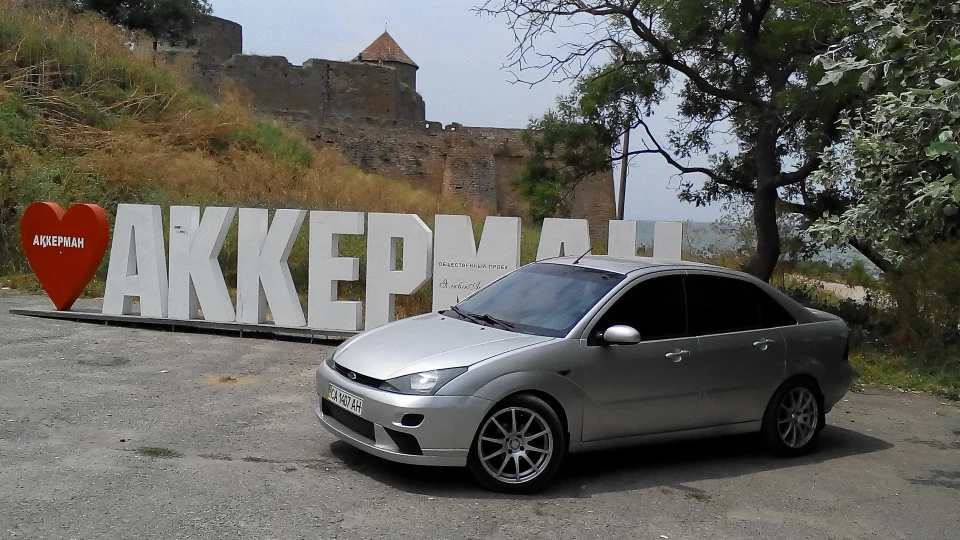 Ford Focus Sedan Bad Boy Silver 5