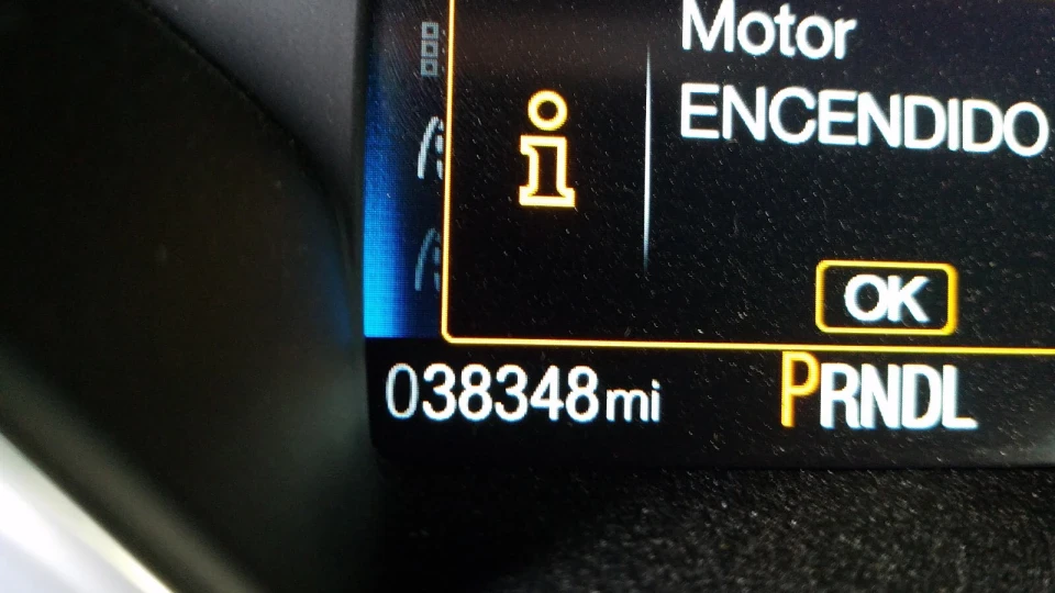 Ford Focus Sedan Биток з США 5