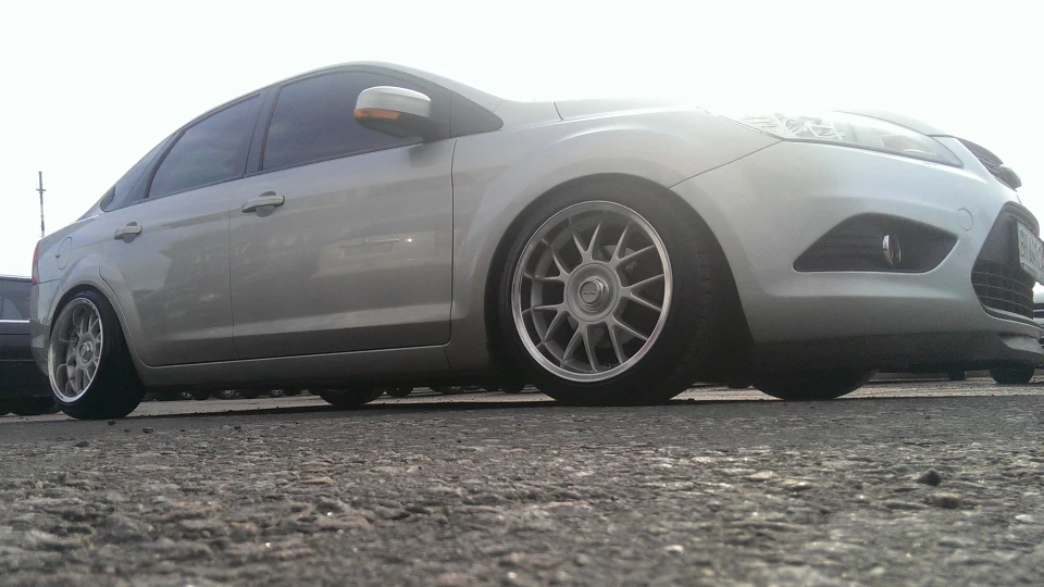 Ford Focus Sedan MK2 3