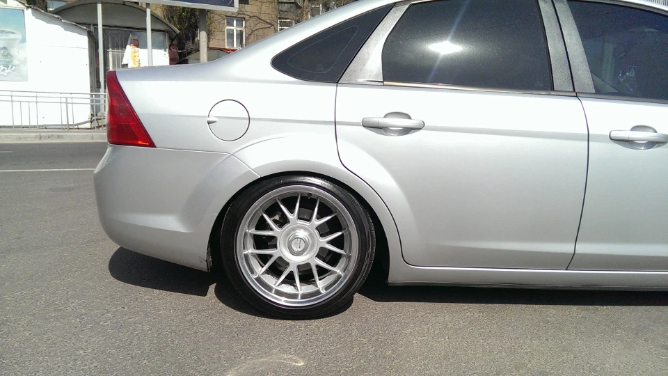 Ford Focus Sedan MK2 5