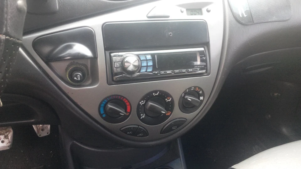 Ford Focus Sedan МУТНИЙ 4