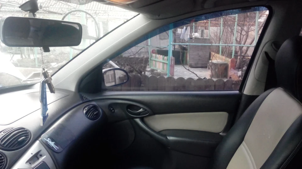 Ford Focus Sedan МУТНИЙ 5