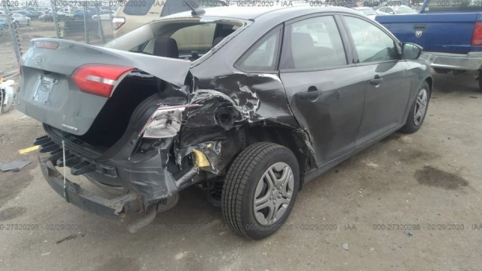 Ford Focus Sedan _На розбір_USA_ 3