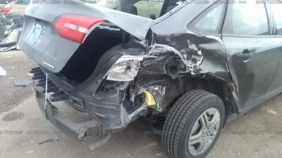Ford Focus Sedan _На розбір_USA_ 5