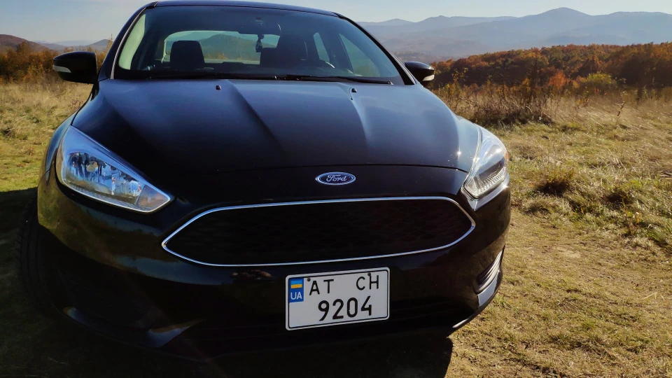 Ford Focus Sedan se 2