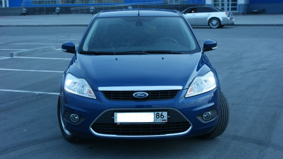 Ford Focus Sedan Sonic 4