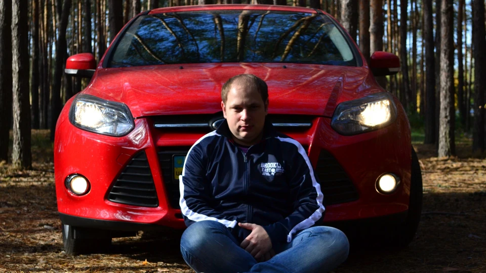 Ford Focus Sedan Sport Plus Colorado Red 5