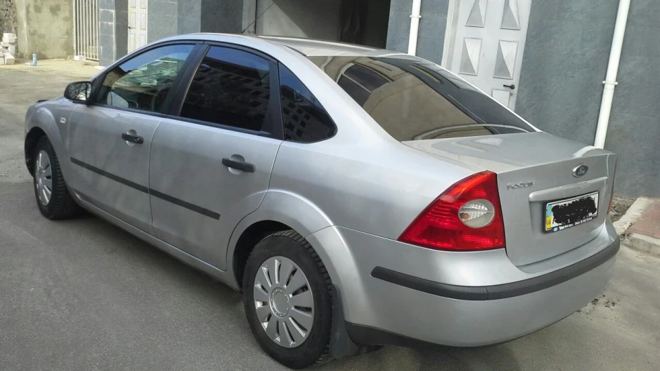 Ford Focus Sedan _talent_ 5