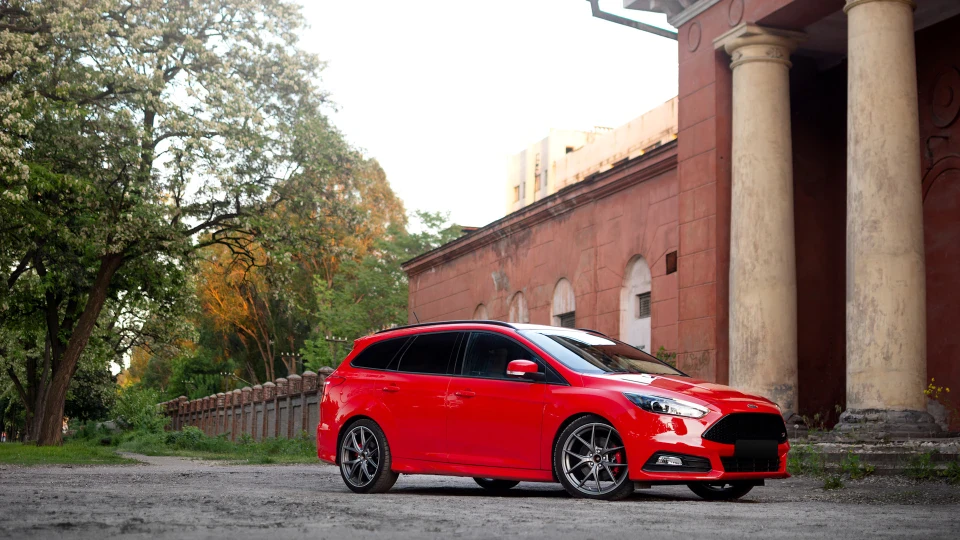 Ford Focus ST 2