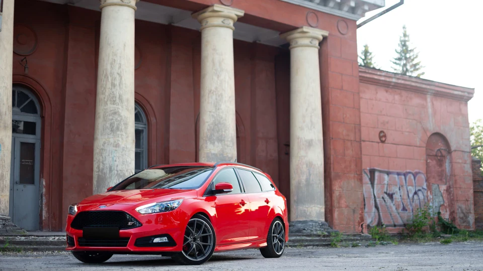 Ford Focus ST 4
