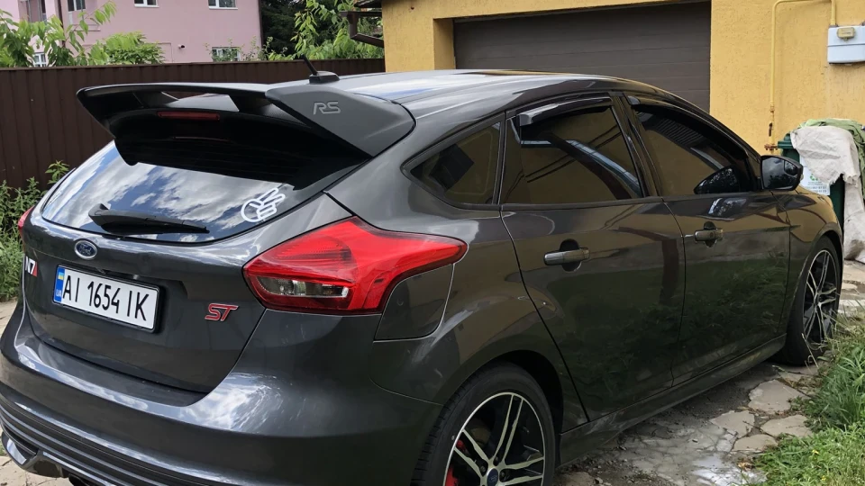 Ford Focus ST 4