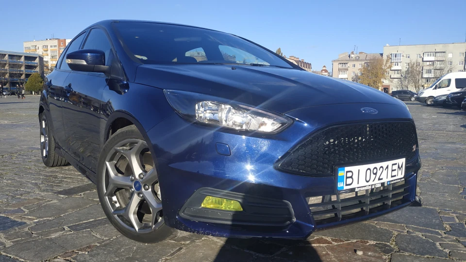 Ford Focus ST Міська запальничка 2