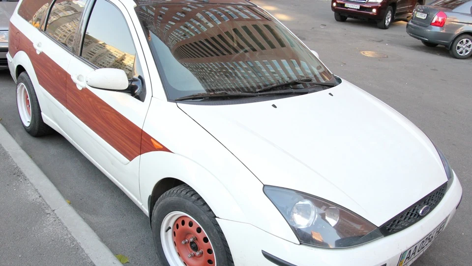Ford Focus Wagon 4