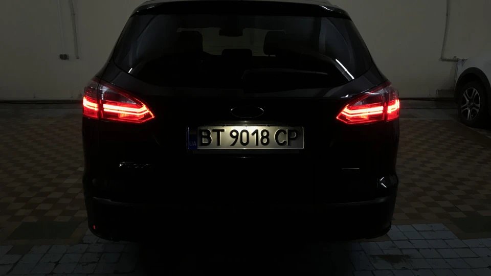 Ford Focus Wagon 4