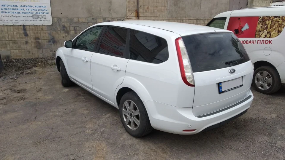 Ford Focus Wagon 2