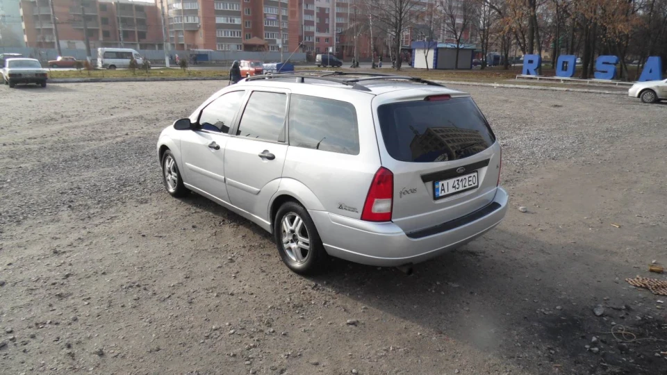 Ford Focus Wagon 5
